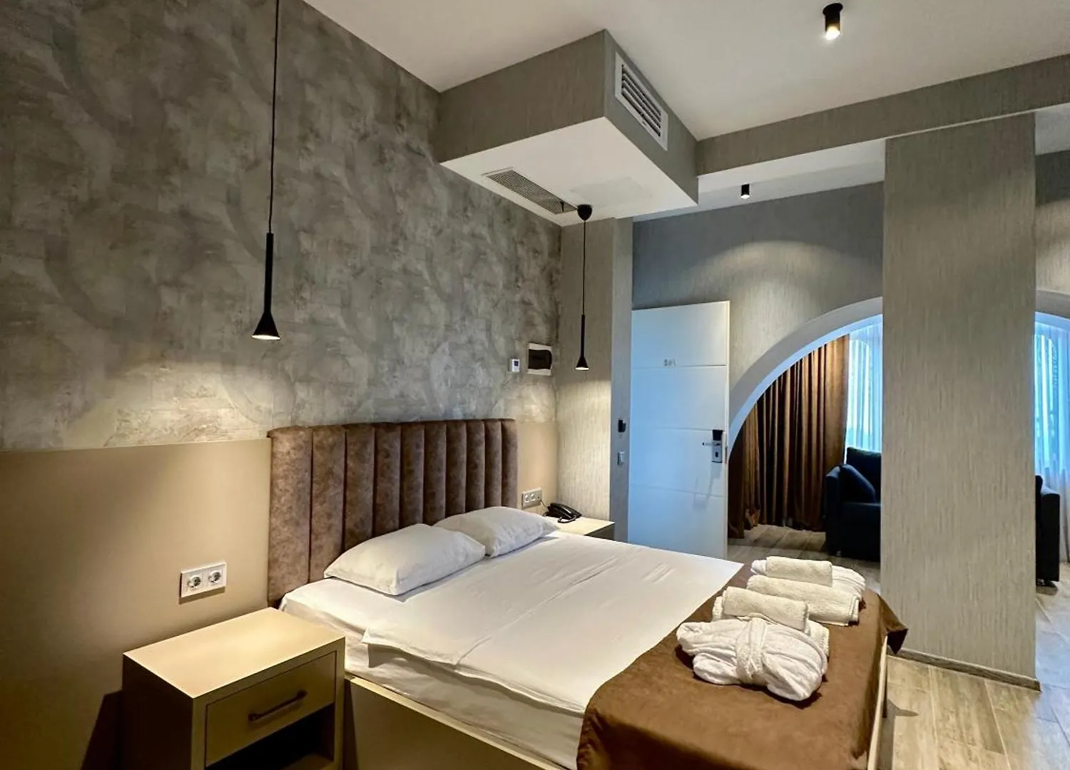 Emerald Hotel Батуми