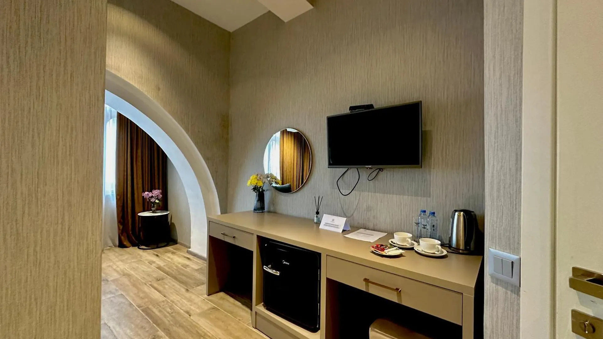 Emerald Hotel Батуми