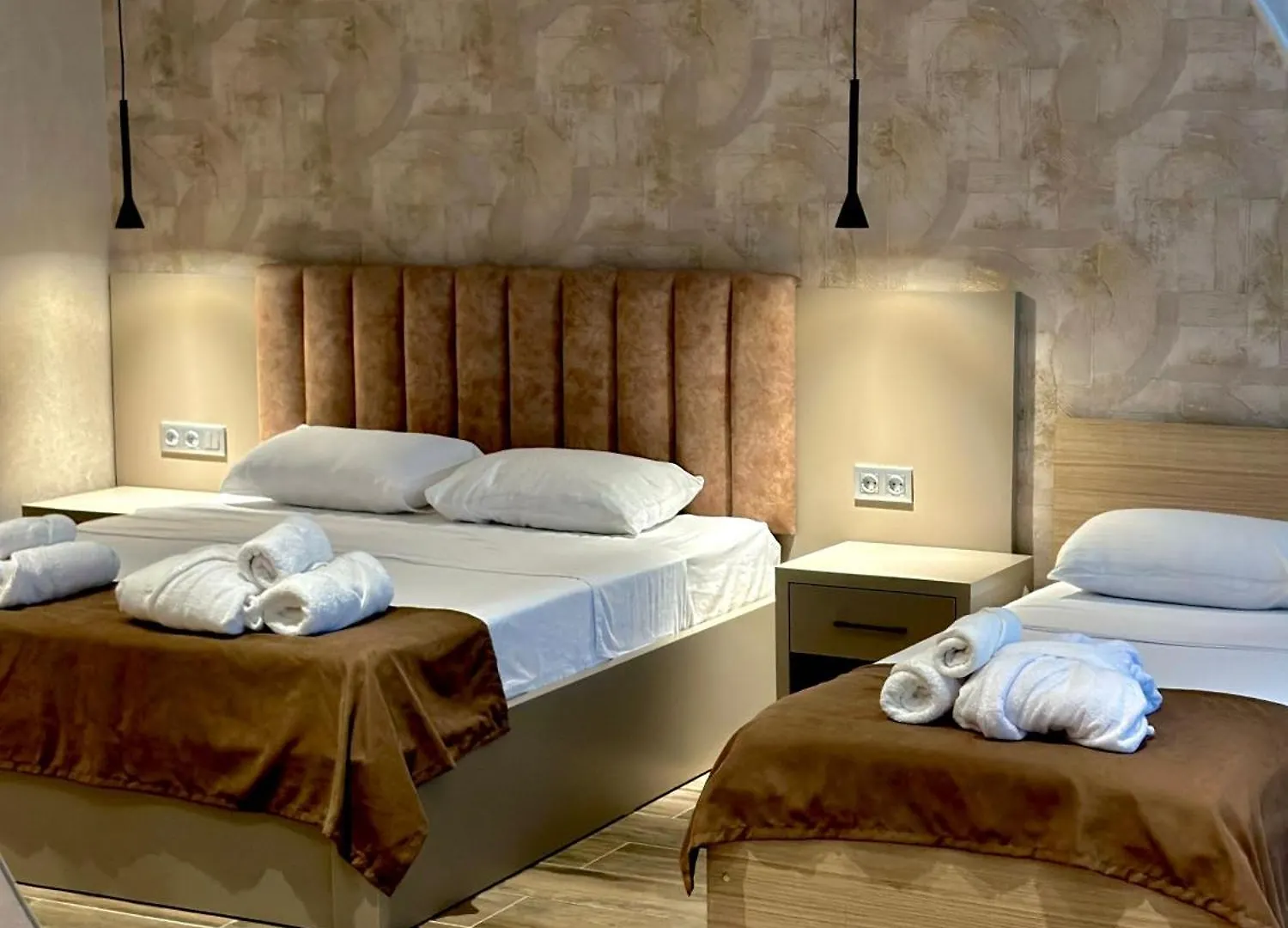 Emerald Hotel Батуми